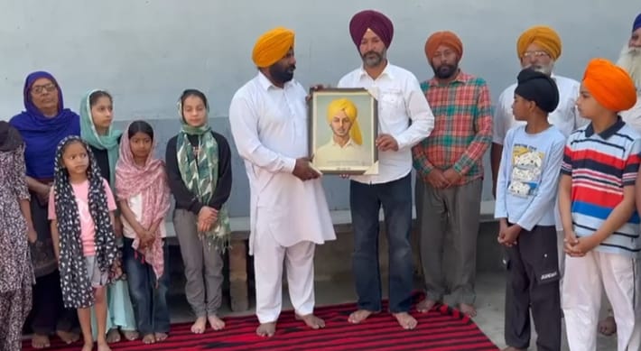 गांव मौजीपुर में शहीद भगत सिंह जी का शहीदी दिवस मनाया गया: सरपंच सरदार सुखदर्शन सिंह ने सामाजिक बुराइयों को समाप्त करने की अपील की